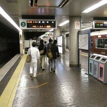 1号線ホームの先にある2号線ホーム