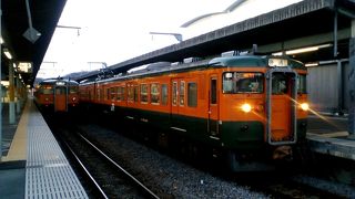 上毛電鉄の西桐生駅へは徒歩５分程度で乗り換え可能