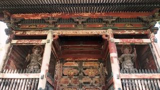 日光の東照宮に劣らぬといわれるほどの豪華なものだったみたいです