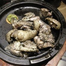 じとっこ炭火焼き。まずコレを！