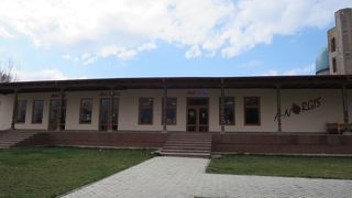 スザニや古布を使ったオシャレな洋服がありますよ！