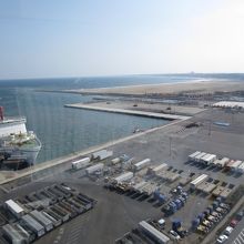 タワーから見える景色はたいしたことない