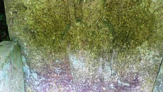 岩船不動明王磨崖仏で知られる京都府木津川市加茂町の岩船寺（がんせんじ）