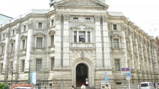 横浜らしい建物