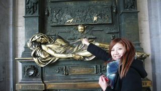 触って幸せになりたい