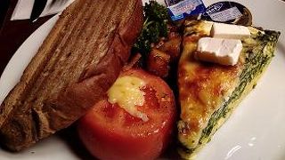 ブランチを食べに