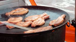 サーモンステーキを食べよう