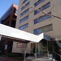 ホテルスタッフは愛想悪いです。