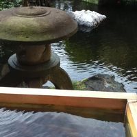 日本庭園を見ながら足湯♪