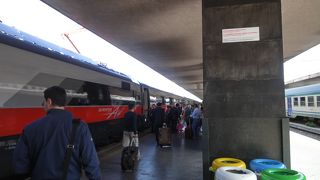 変なオジさんはうっとうしかった