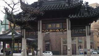 ランタン祭りにはとても華やか