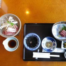 夕食の料理の一部