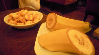 なぜか落ちつく、新宿の不思議カフェ