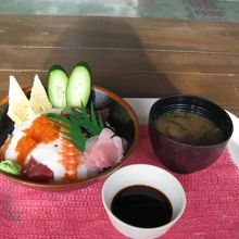 ぶっかけまぐろ丼