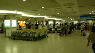 市内から少し離れています