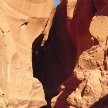 洞窟を抜けたところです。