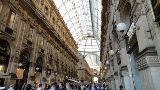 ミラノにきたらここでしょ！！