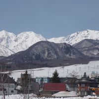 塩の道からの白馬三山。左から白馬鑓ケ岳・杓子岳・白馬岳。