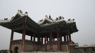 イサンのファンの方には必見です。