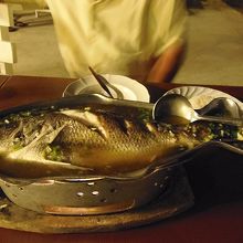 タイがスズキに化けて登場　笑　蒸し焼き、まぁイケます