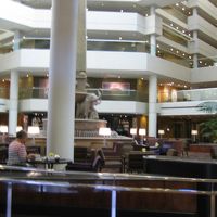 ロビー吹き抜け