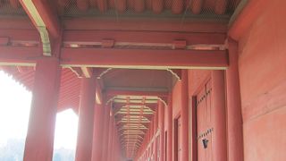 ガイドツアー必須