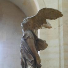 NIKE こちらも大人気。でもモナリザはんの人気には負けます