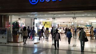 スイーツ買いにデパ地下へ