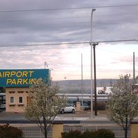 ロビーでの朝食時には気球があがっているのが見えました