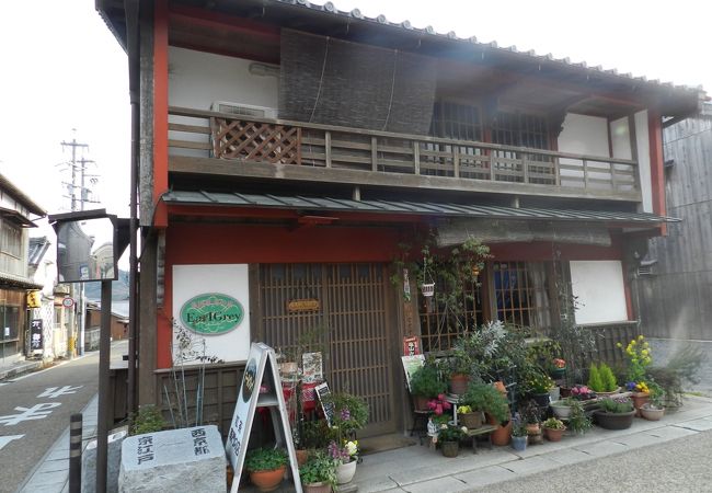 旧東海道・関宿に佇む古民家カフェ「紅茶専門店 アールグレイ」