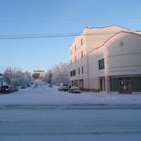 ホテル正面の街並み