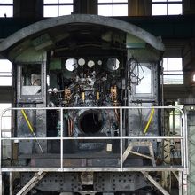 分解修理の様子も見学できる