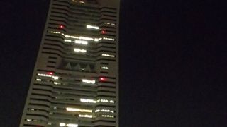   (∩´∀｀)∩ﾜｰｲ　横浜で一番高い高層ビル