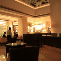 天井が高くて気持ちの良いロビーラウンジ