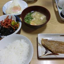 朝食