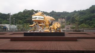 台鐡とMRTの乗り換え可能な駅、将来的には高鐡も！