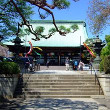 元禄10年（1697年）建立　本堂（観音堂）　国重要文化財