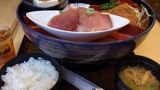 新宿西口で以外や以外のランチを頂きました。