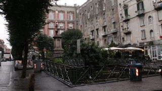 突然現れる遺跡