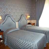 清潔で豪華です。