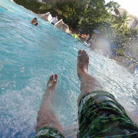 ウォータースライダーは迫力満点