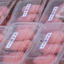 お餅も売ってますよ。