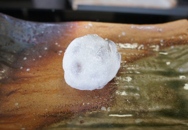 塩味にこだわった豆大福の文字が目に入って