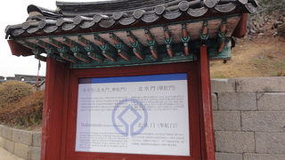 素敵な門でした。