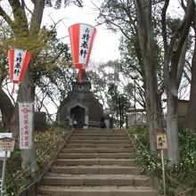 パゴダ前の石段