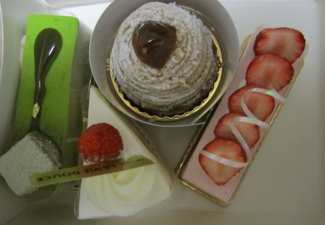 ケーキを探して・・・