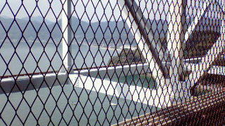 因島周辺の輝く海面や島々を見ながらの空中散歩