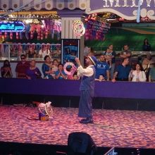 小さな子供たちが喜びそうなピエロ