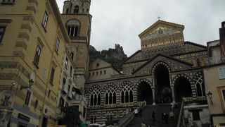 アマルフィの広場にある老舗のスィーツショップ。