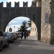 サンマリノ旧市街への入り口